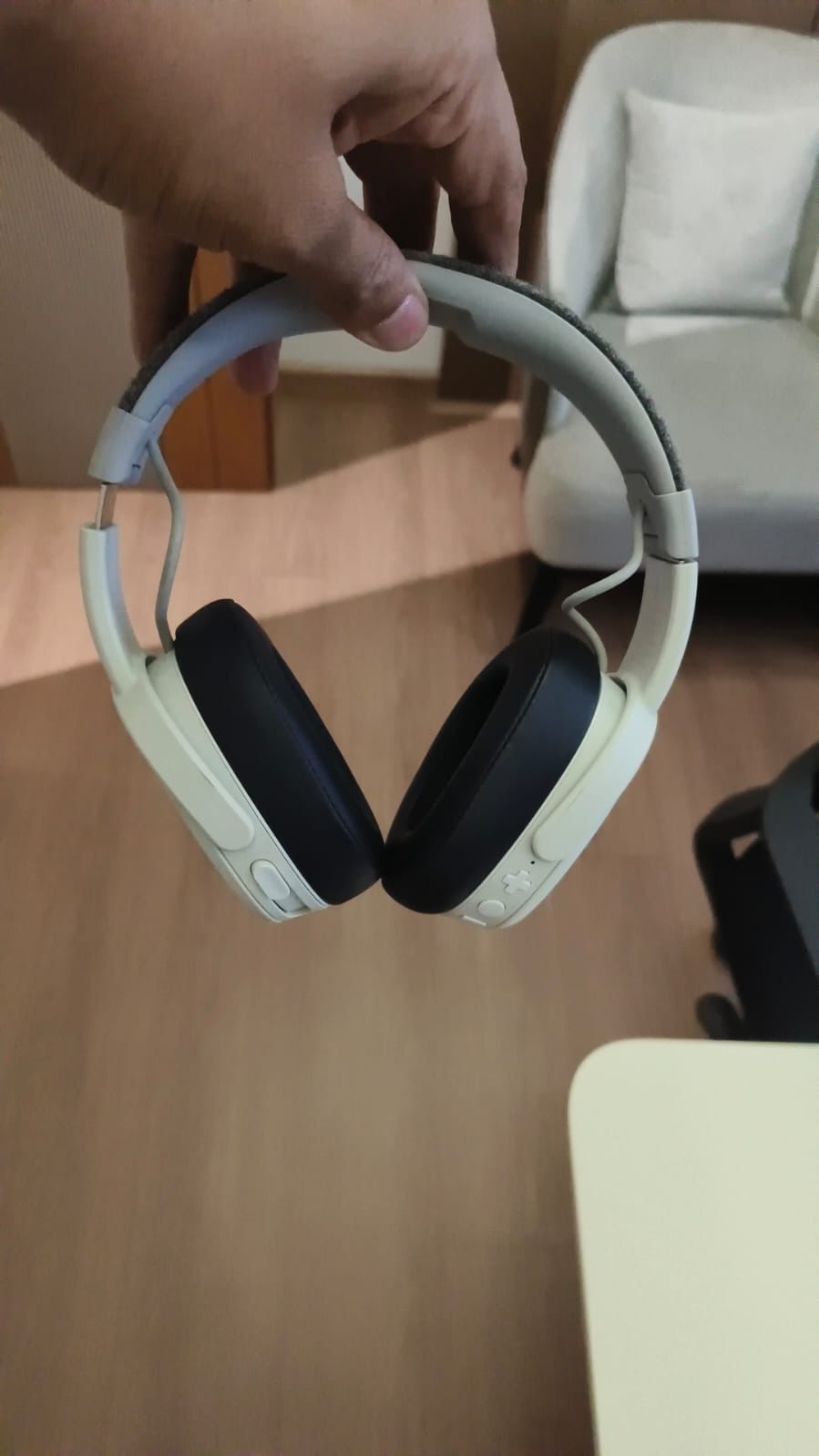 Skullcandy Crusher Over-Ear Bluetooth Headphones (PRE OWNED)